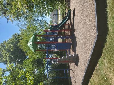 playground structure 